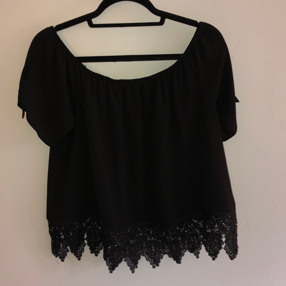 Black laced top